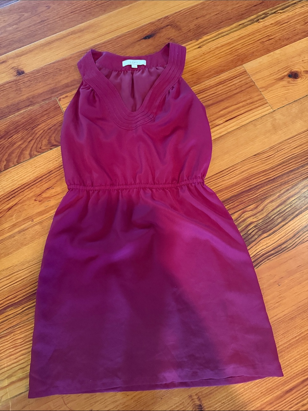 LOFT Magenta Sleeveless V-Neck Sheath Dress